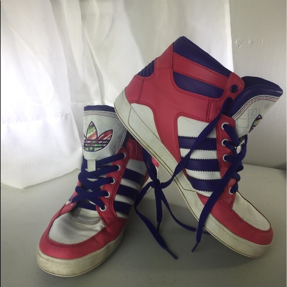retro high top shoes